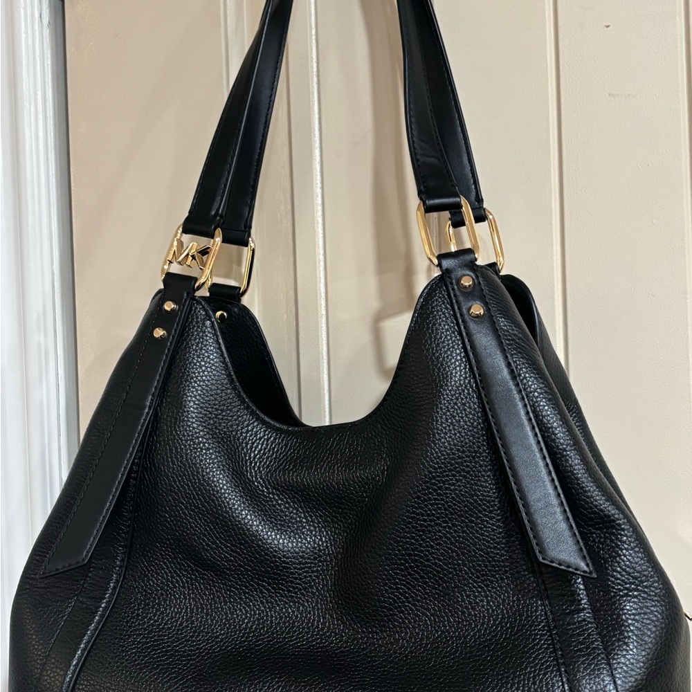 Michael Kors Black ARLO Pebbled Leather Hobo Bag with Gold Details NWT & DustBag - Picture 11 of 13
